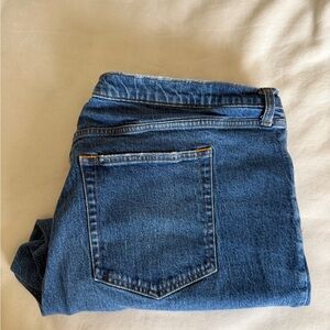 Abercrombie 90s Straight Ultra High Rise (Short Length)